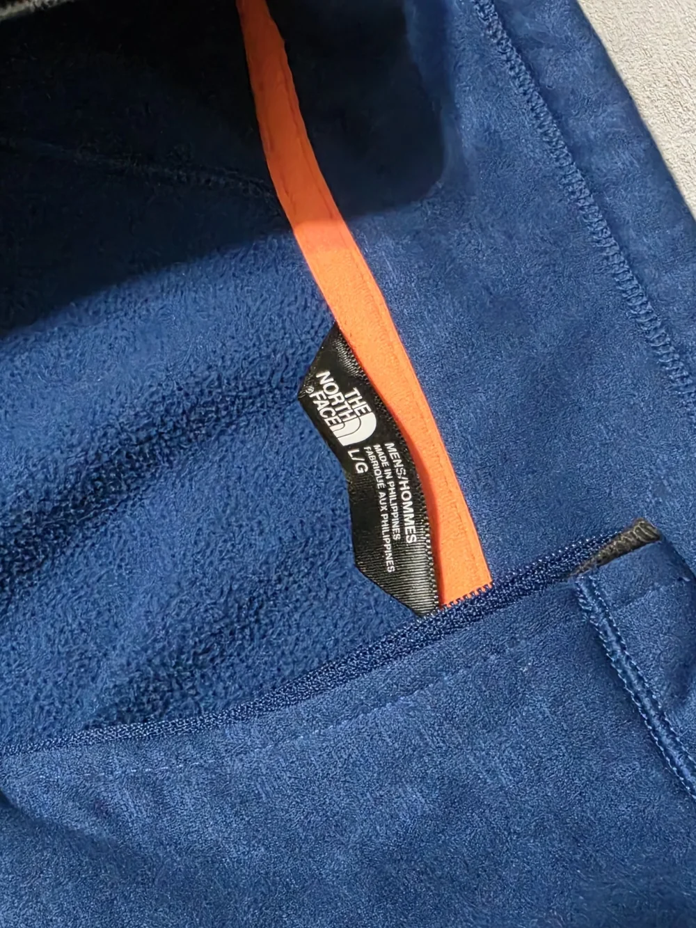 North Face Retro Men's Blue Quarter-Zip Pullover with Gray Shoulder Panel